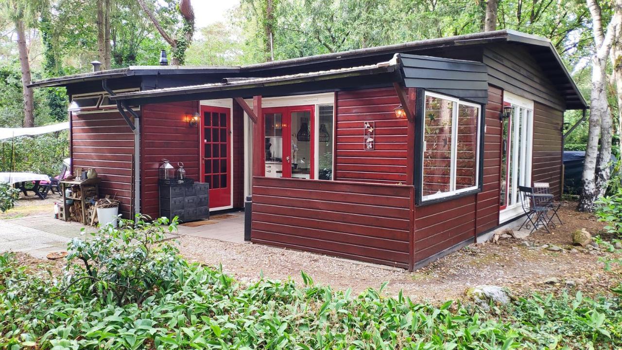 Bosbungalow De Eekhoorn Nunspeet Extérieur photo
