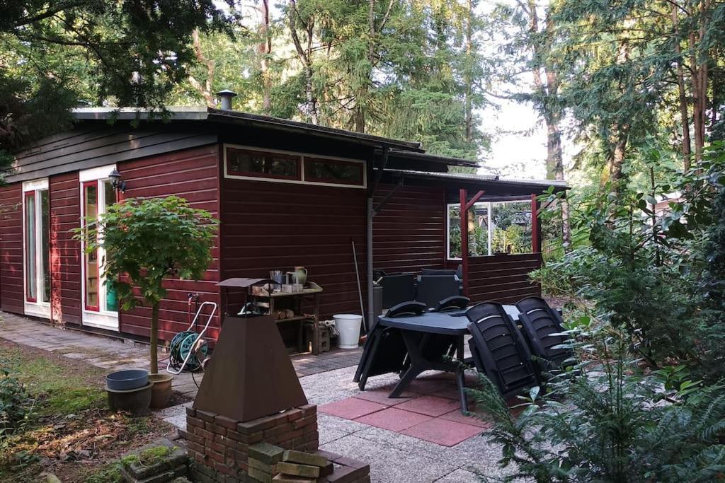 Bosbungalow De Eekhoorn Nunspeet Extérieur photo